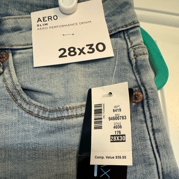 Aeropostale Men’s Light Wash Slim Premium Max Stretch Jean - Picture 7 of 10